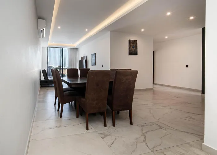 501ph - Spacious In The Center, Only 10 Minutes Walking Distance To The Beaches Appartamento